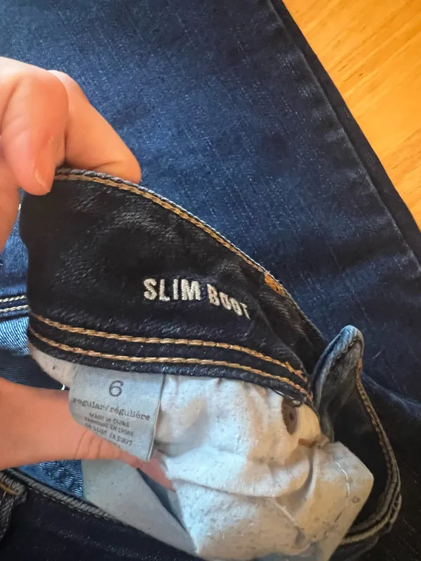 Women’s American Eagle Jeans - Image 5