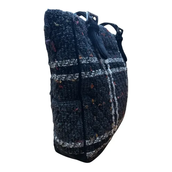 Vera Bradley Black and White Textured Tote Bag - Image 2
