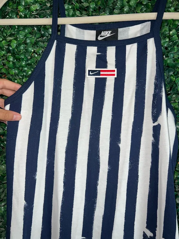 Nike dress - Image 2