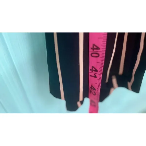 Black & Pink Striped Long Robe Sz Med Forever 21 Jacket Matching Belt Versatile - Image 6