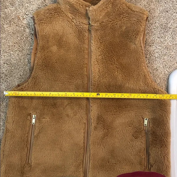 J. Crew Faux Fur Vest - Image 9
