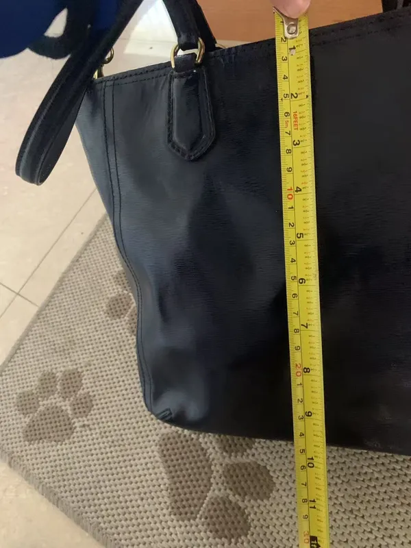 Coach Poppy Textured Patent Small Blaire Tote/Crossbody Brass / Navy - Image 16
