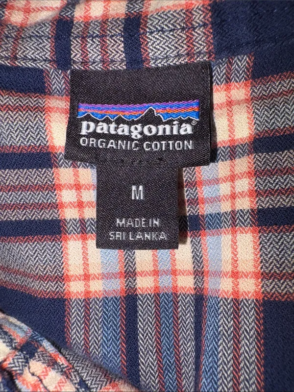 Patagonia 100% Organic Cotton Plaid Button-Down Shirt, Medium - Image 4