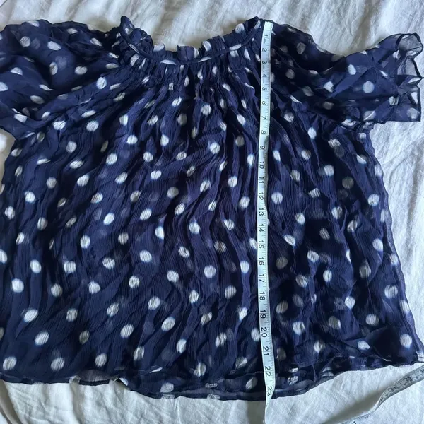 J. Crew Sheer Flowy Smocked Top Ombré Polka Dot Crinkle Chiffon Navy Large Cupro - Image 8