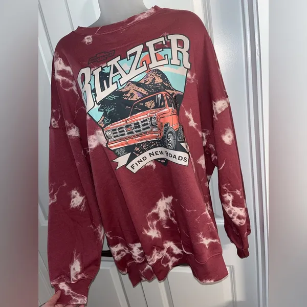 General Motors NWT Chevy Blazer Sweatshirt Official Licensed Chevrolet Vintage Truck 4x4 - Image 9