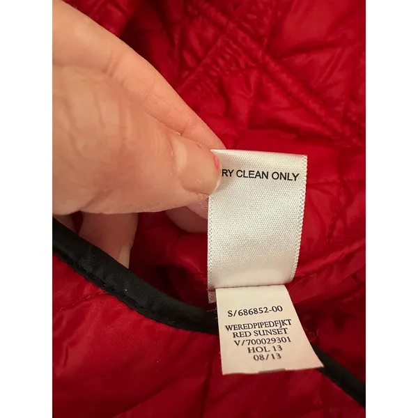 Banana Republic Red Quilted Jacket Womens S Preppy‎ Equestrian Old Money - Image 8