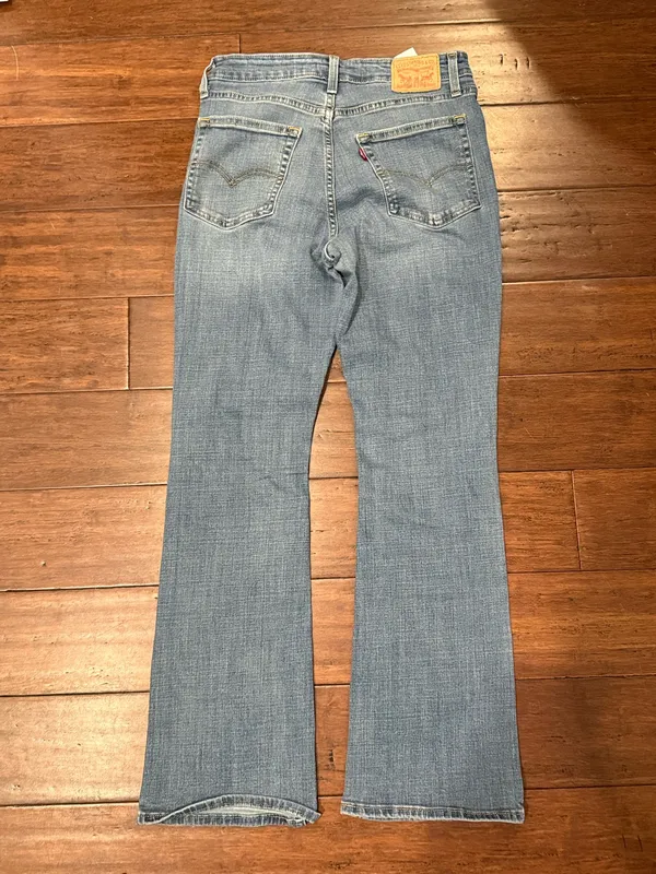 Levi's 725 high rise bootcut jeans in blue, size 29 #bootcut #highrise - Image 2