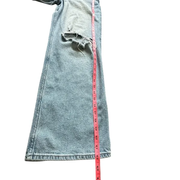 Hollister Ultra‎ High Rise Dad Jeans 10L Light Wash Ripped Knees Straight Leg - Image 10
