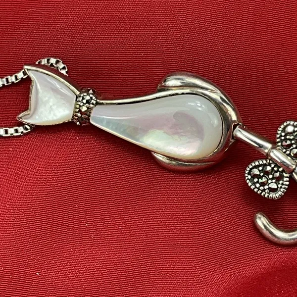 Silver 925 Cat‎ Pendant Marcasites Teardrop Mother of Pearl Body Moving Tail - Image 2
