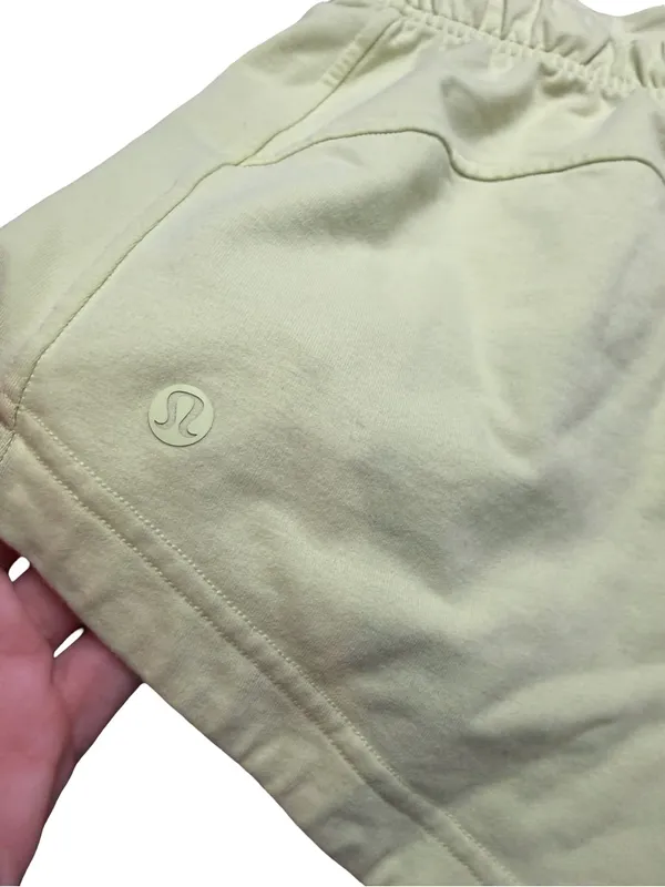 ✨🍋‎ Lululemon Inner Glow High Rise Shorts Size 4 🍋✨ - Image 4