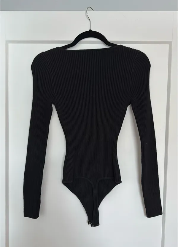 Abercrombie Ribbed Long Sleeve Bodysuit Black - Image 4