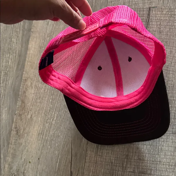 Coca Cola Hat in Pink and Black - Image 3