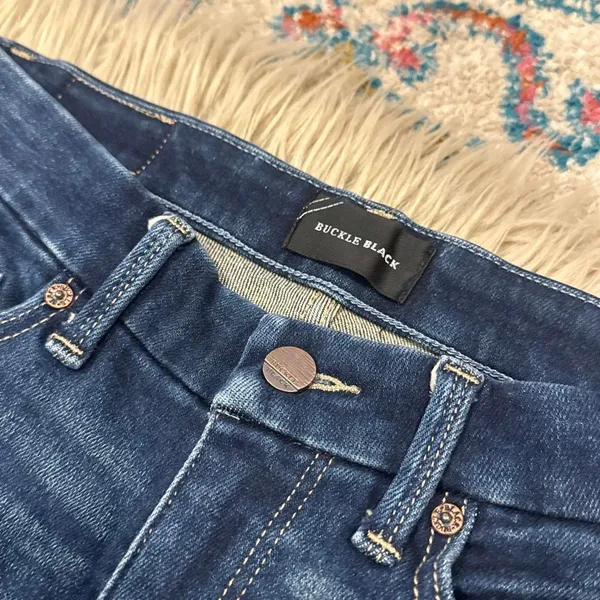 Buckle black skinny jeans size 27 - Image 2