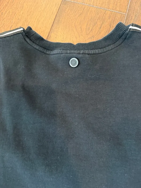 Hunter by Target Sweatshirt in Black Size Small - C16-028 - Image 7
