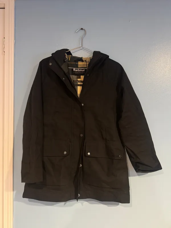 Barbour Winter Beadnell Waterproof Jacket Black Ancient 8 - Image 2