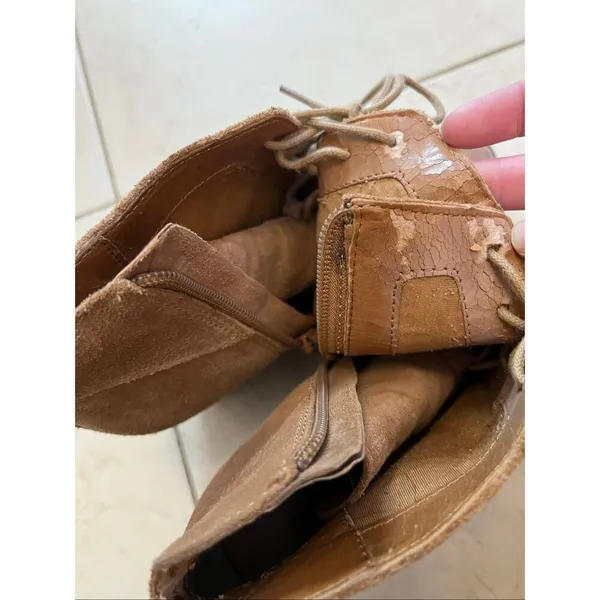 Lucky Brand Tan Yoanna Suede Wedge Bootie Women's Size 8 - Image 10