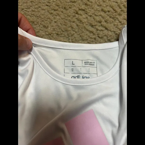 Adidas top shirt young adult size 14 large - Image 3