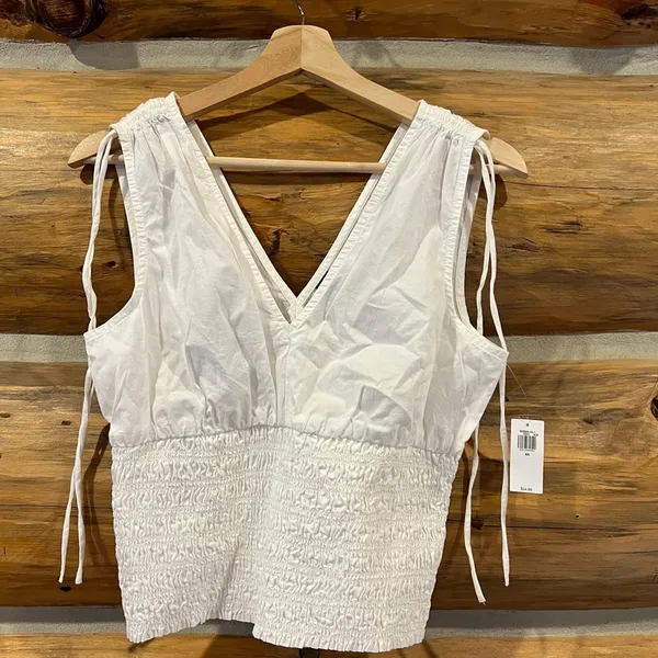Old Navy Fitted Sleeveless V-Neck Tie-Shoulder Smocked Blouse - Image 2