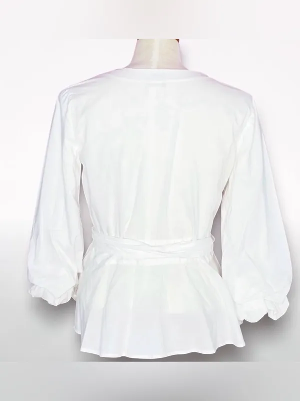 Sundance Avant Garde White Wrap Blouse Size L - Image 3