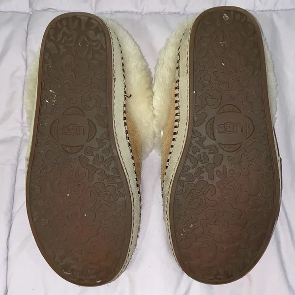 UGG brown shearling slippers - Image 7