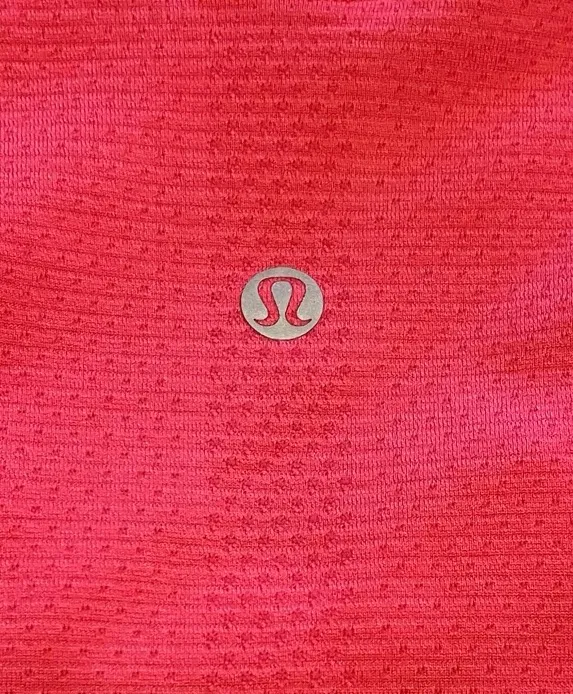 Lululemon Swiftly Tech Short Sleeve Lip Gloss - Image 4