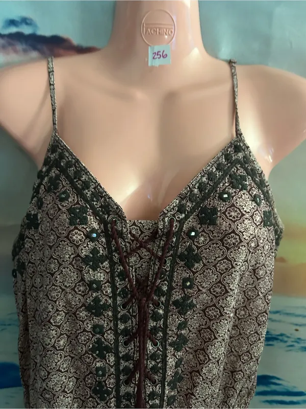 American Eagle Boho Lace-Up Tassel Romper in Cream & Burgundy SM NWOT - Image 9