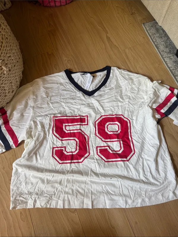 Splits59 White V-Neck Jersey with Red '59' Graphic - Image 2