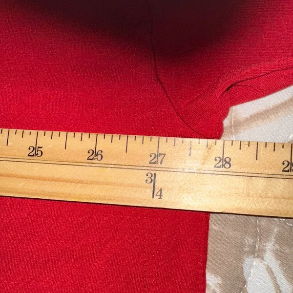 Athleta Women’s Red Crew Neck Top size 1X - Image 4