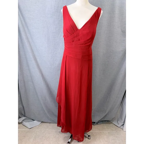 Azazie Red Chiffon Ruched V-Neck Formal Bridesmaid‎ Gown Plus A18 - Image 4