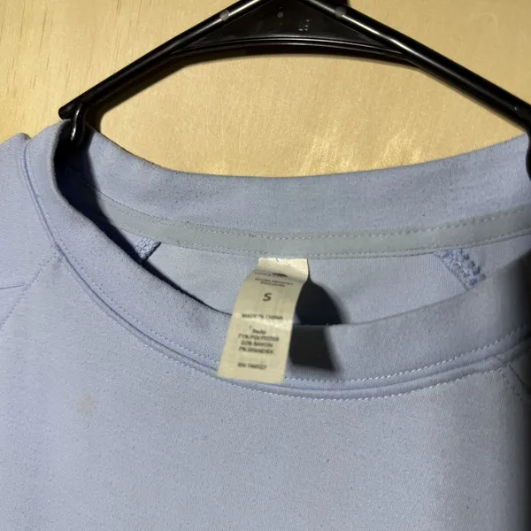 Yogalicious Light Blue Crewneck Sweatshirt Size S Oversized Pullover Athleisure - Image 4