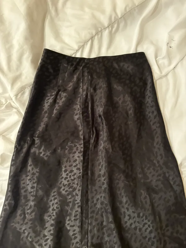 Mid Skirt - Image 2