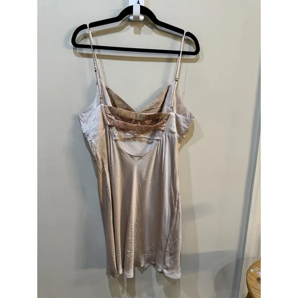 By Anthropologie Colorblock Satin Slip Dress Lounge Wear size XL cream color - Image 6