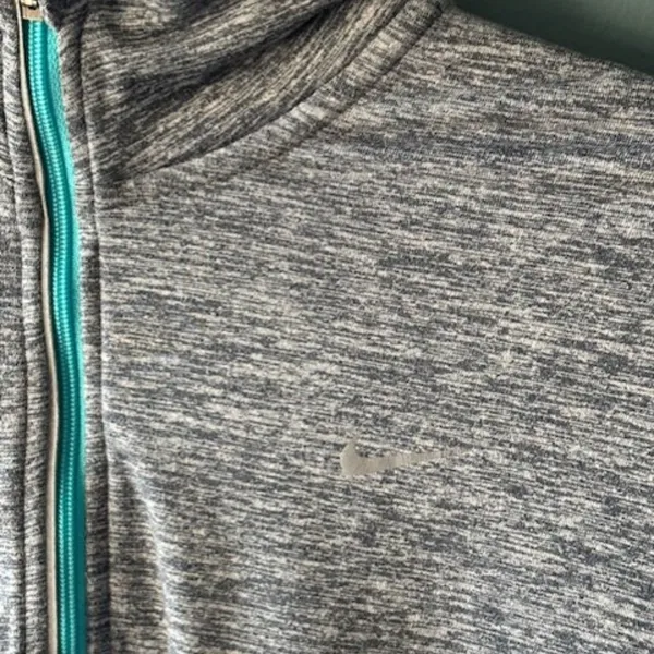 Nike Dri-FIT Element Women’s M Gray Teal Running 1/2 Zip Long Sleeve Pullover - Image 6