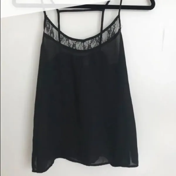 ✨ H&M Divided• Floral Trim Camisole Blouse✨ - Image 5