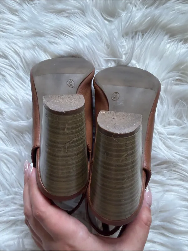 GAP peep toe booties - Image 6