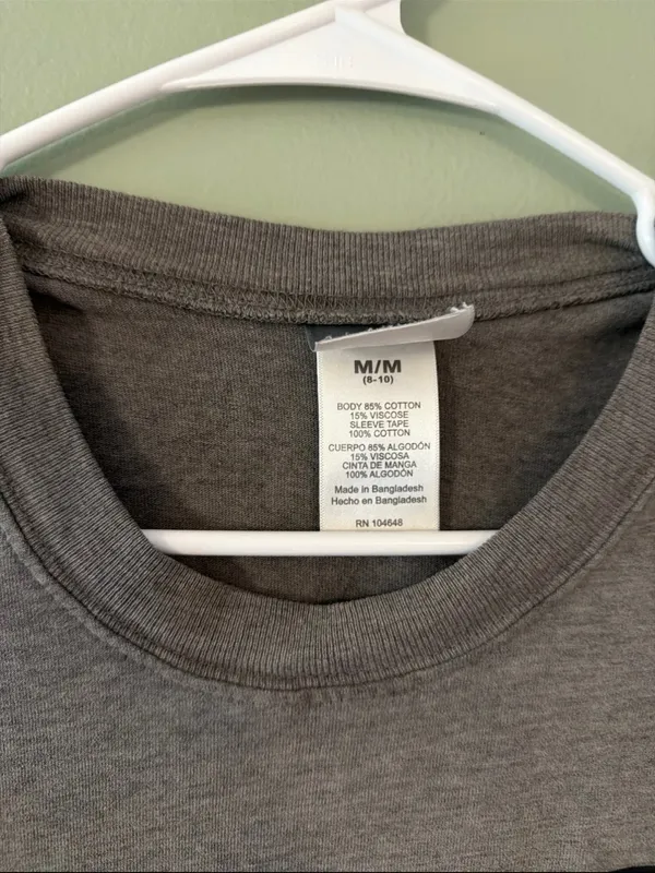 Gray Long Sleeve Iowa Hawkeyes Graphic Tee Size M - Image 5