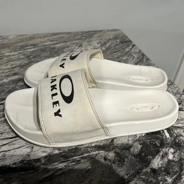 Oakley Cream Slide Sandals - Image 6
