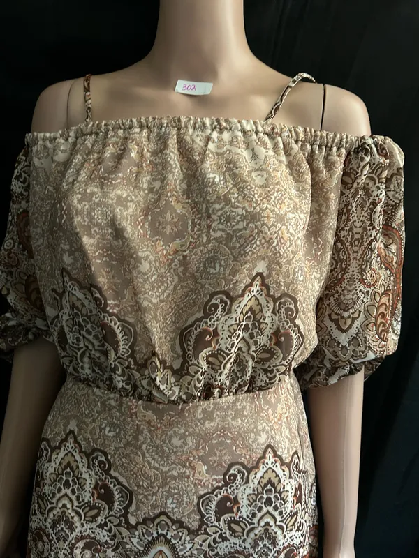 Wrangler Off-Shoulder Paisley Print Dress in Beige & Brown SM NWT - Image 7