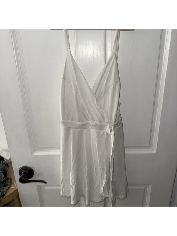 Kimchi Blue Veruca White Skort Romper - Image 2