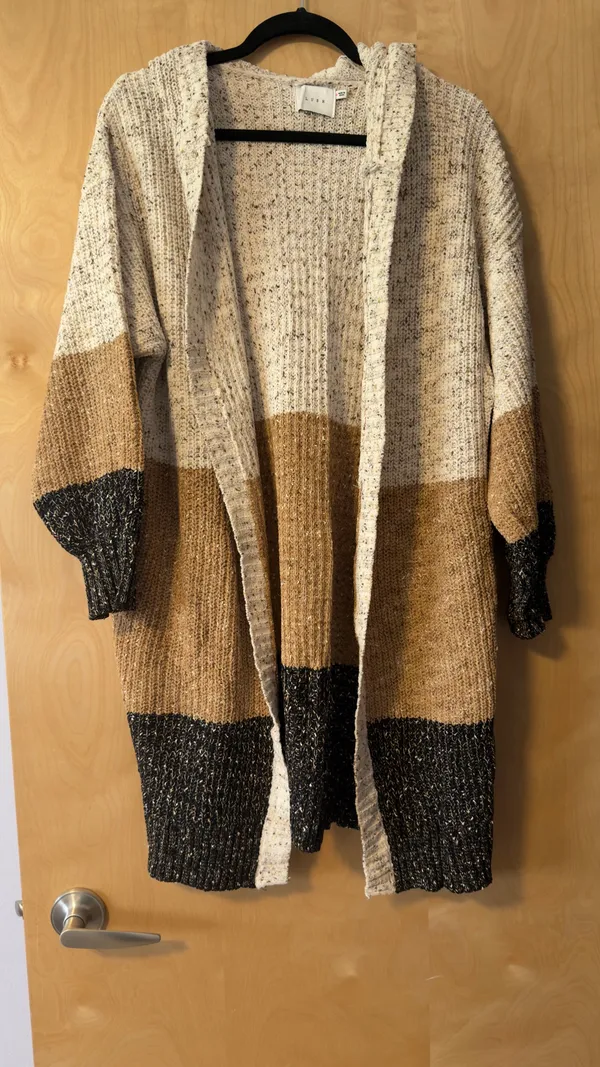 Lush Clothing Colorblock Open-Front Cardigan in Cream, Tan & Black - Image 2