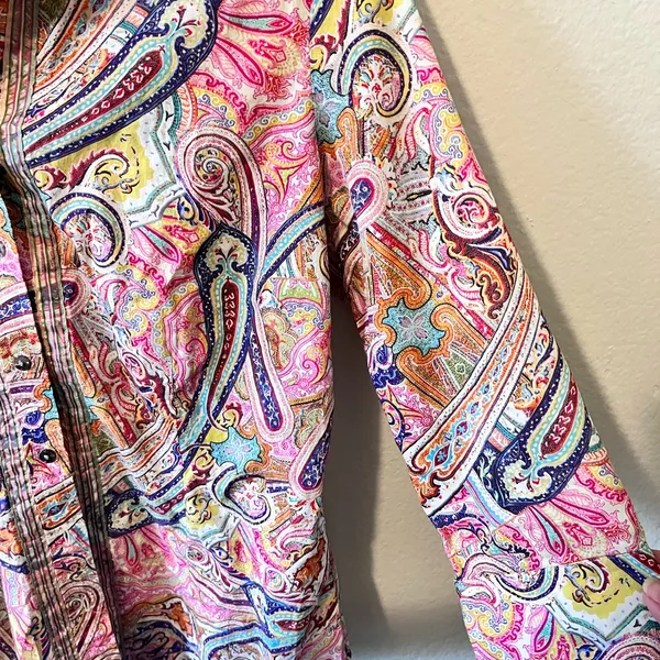 Robert Graham Paisley Rainbow Button 3/4 Long Sleeve Size M - Image 6