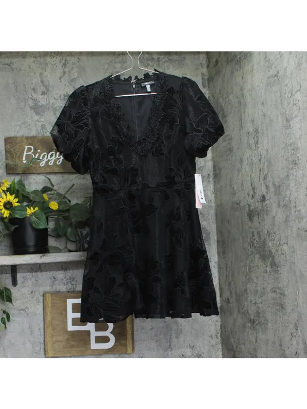 NWT Aqua Womens Lace Puff Sleeve Mini Dress IDM12303 Black M - Image 2