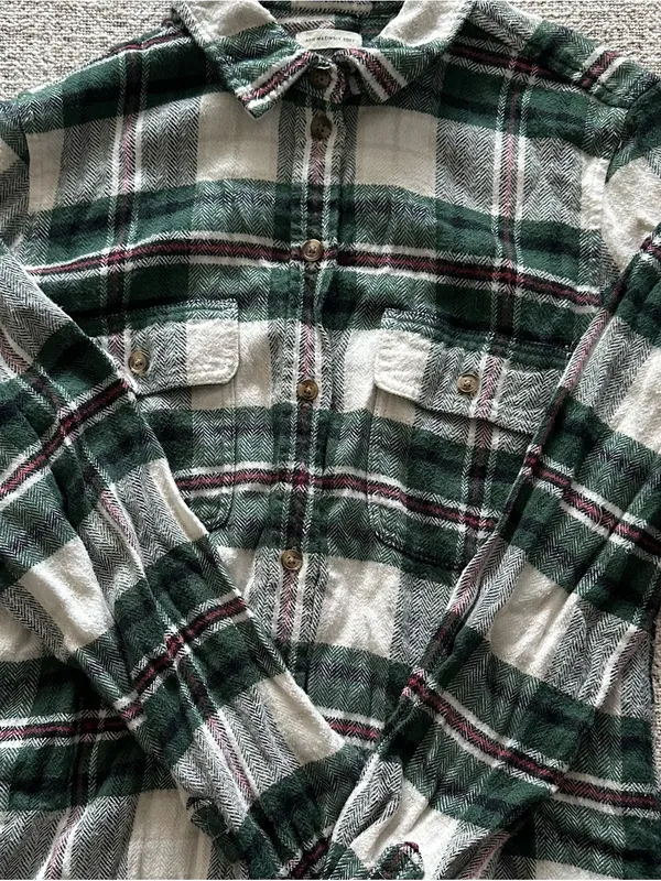 American Eagle Ahh Mazingly Soft Plaid Flannel Shirt - Image 3