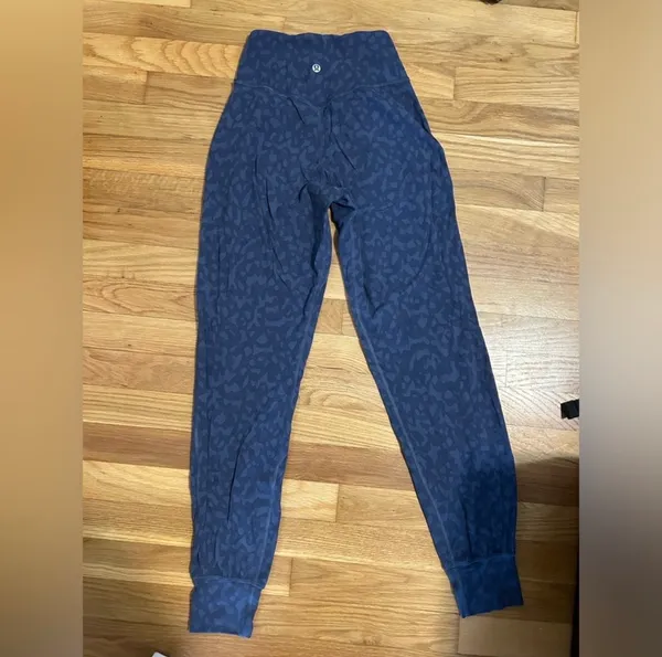Lululemon leopard print align joggers  - Image 2