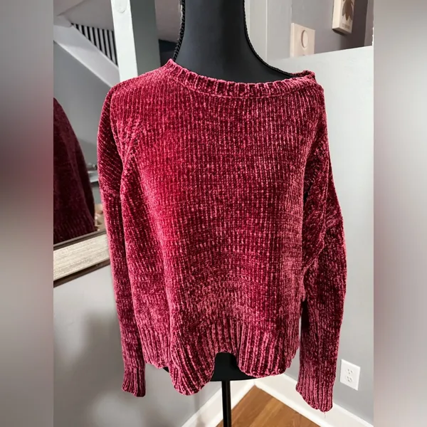 Altar’d State Red Chenille Cabincore Scalloped Hem Sweater Small - Image 2