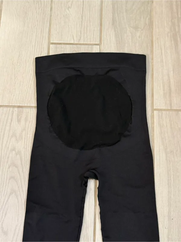 The Shapermint Essentials Embrace Maternity Belly Support Leggings - Image 5