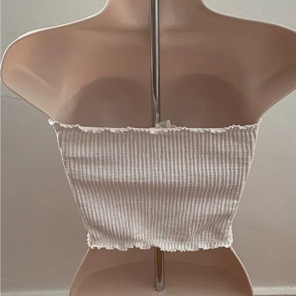 Bozzolo white ribbed cropped tube top, size S/M cottagecore Y2K vacation beach - Image 4