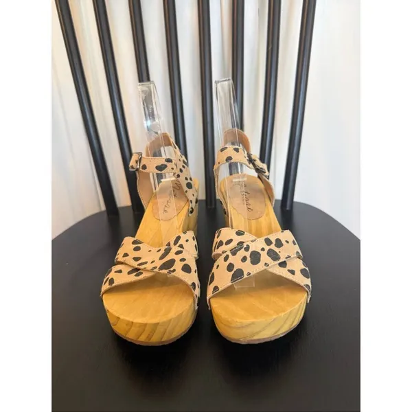 Matisse leather leopard animal print heeled clog sandal 6 - Image 3