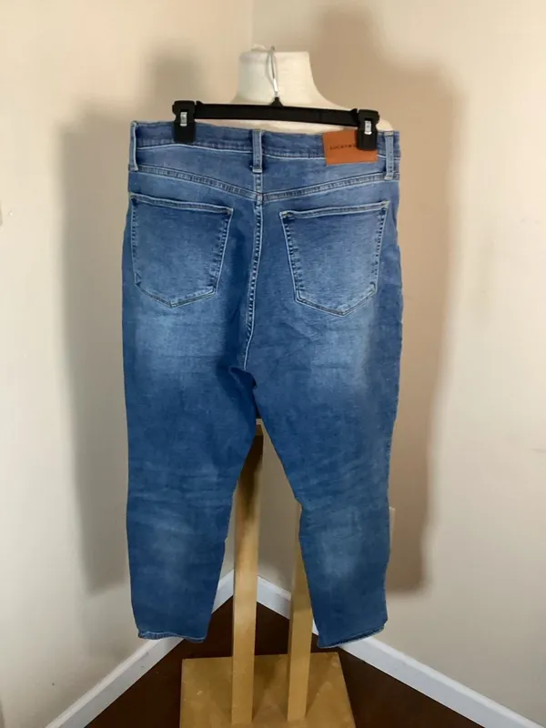 Lucky Brand Women's Blue Denim Jeans Size 14/32 A - Image 3