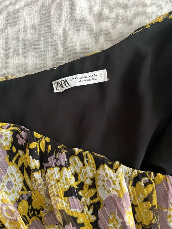 ZARA One-Shoulder Floral Mini Dress Ruched - Image 3